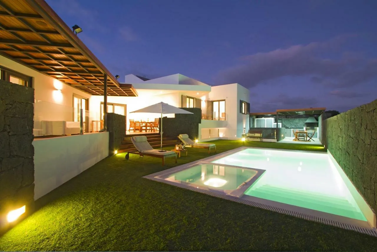 Villa Carlota Puerto Calero